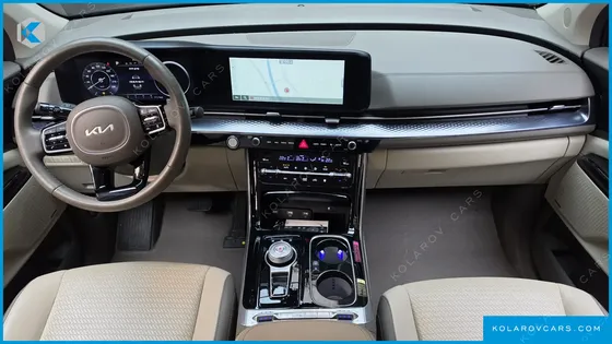 KIA CARNIVAL GASOLINE 9-SEATER HI-LIMOUSINE