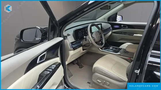 KIA CARNIVAL GASOLINE 9-SEATER HI-LIMOUSINE