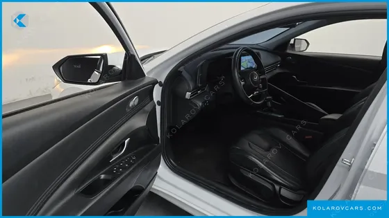 HYUNDAI ELANTRA (AVANTE) SMART