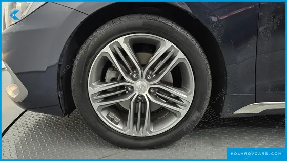 HYUNDAI GRANDEUR 2.4 PREMIUM