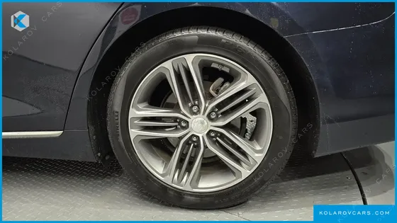 HYUNDAI GRANDEUR 2.4 PREMIUM