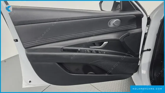 HYUNDAI ELANTRA (AVANTE) SMART