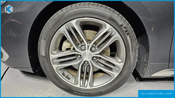 HYUNDAI GRANDEUR 2.4 PREMIUM