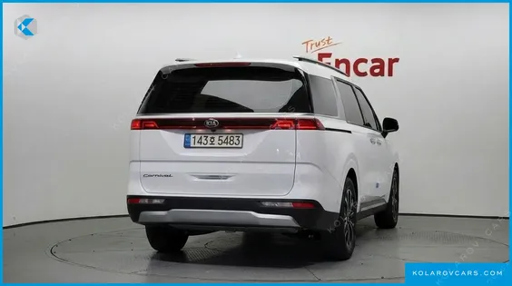 KIA CARNIVAL DIESEL 9-SEATER PRESTIGE