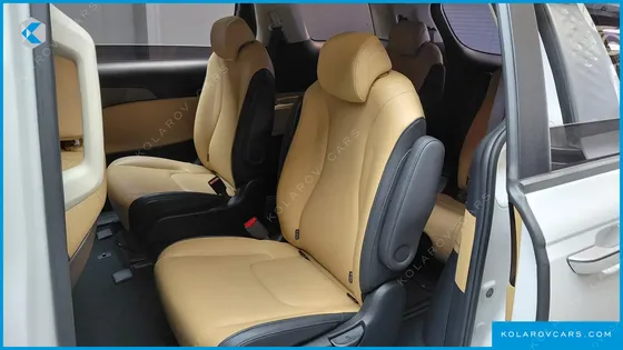 KIA CARNIVAL DIESEL 9-SEATER PRESTIGE