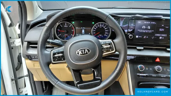 KIA CARNIVAL DIESEL 9-SEATER PRESTIGE