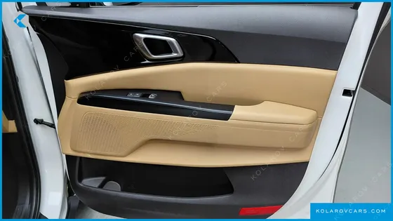 KIA CARNIVAL DIESEL 9-SEATER PRESTIGE