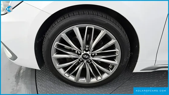 HYUNDAI GRANDEUR 3.0 EXCLUSIVE