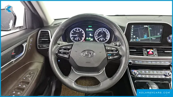 HYUNDAI GRANDEUR 3.0 EXCLUSIVE