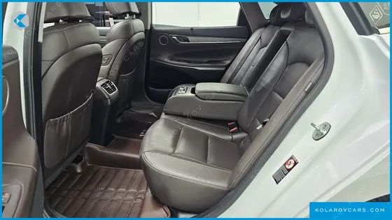 HYUNDAI GRANDEUR 2.4 PREMIUM