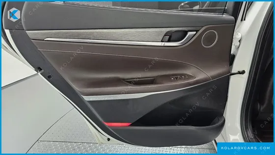 HYUNDAI GRANDEUR 2.4 PREMIUM