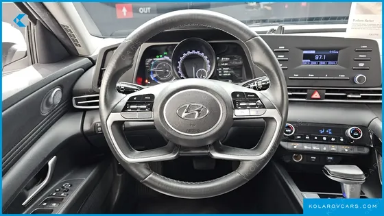 HYUNDAI ELANTRA (AVANTE) SMART