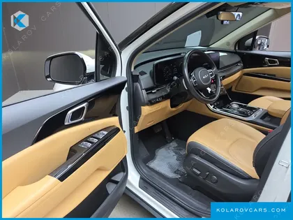 KIA CARNIVAL GASOLINE 9-SEATER NOBLESSE