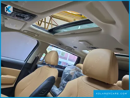 KIA CARNIVAL GASOLINE 9-SEATER NOBLESSE