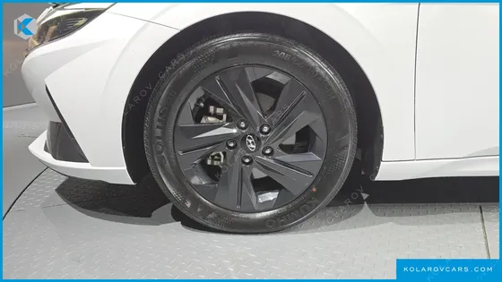 HYUNDAI ELANTRA (AVANTE) SMART