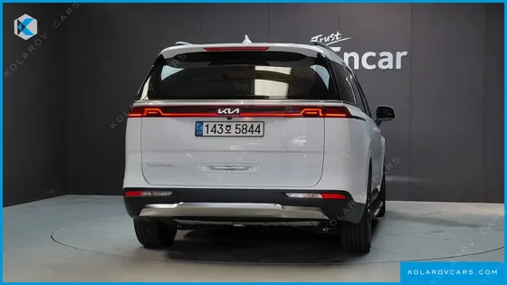 KIA CARNIVAL DIESEL 9-SEATER NOBLESSE