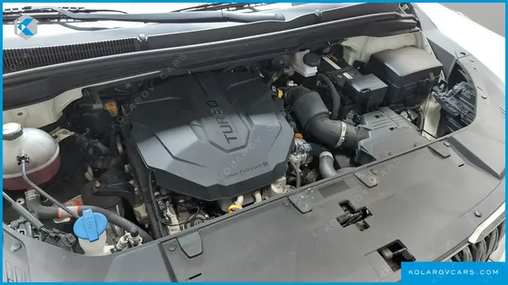 KIA CARNIVAL DIESEL 9-SEATER NOBLESSE