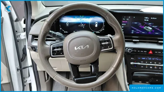 KIA CARNIVAL DIESEL 9-SEATER NOBLESSE