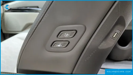 KIA CARNIVAL DIESEL 9-SEATER NOBLESSE