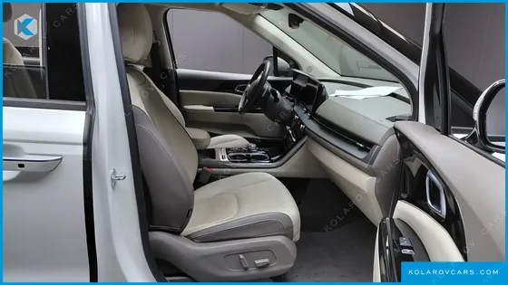 KIA CARNIVAL DIESEL 9-SEATER NOBLESSE