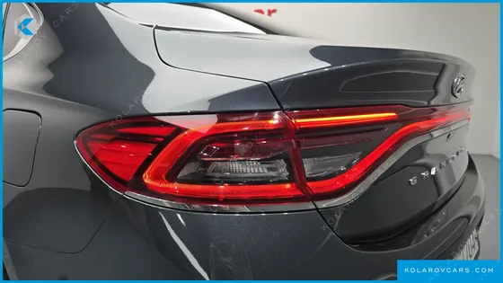 HYUNDAI GRANDEUR 2.4 PREMIUM