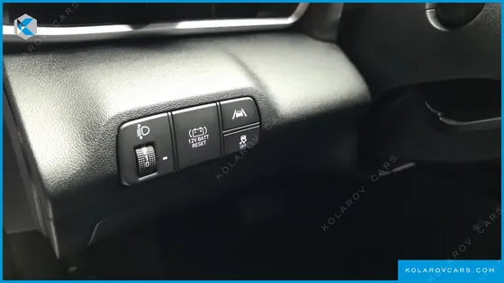 HYUNDAI ELANTRA (AVANTE) SMART
