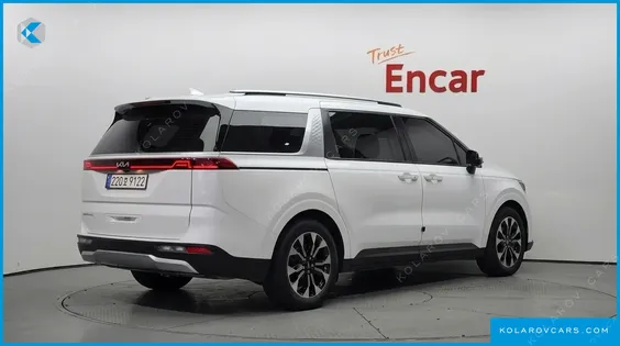 KIA CARNIVAL GASOLINE 9-SEATER PRESTIGE