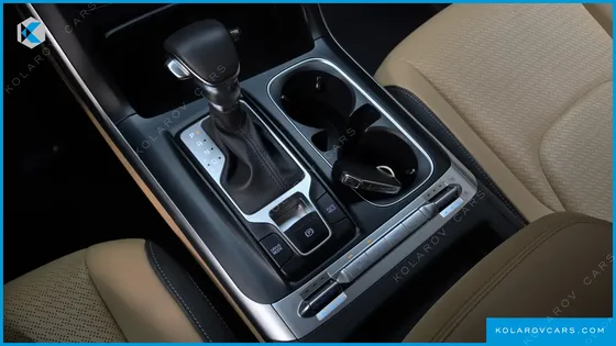 KIA CARNIVAL GASOLINE 9-SEATER PRESTIGE