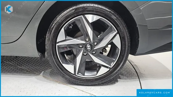 HYUNDAI ELANTRA (AVANTE) INSPIRATION