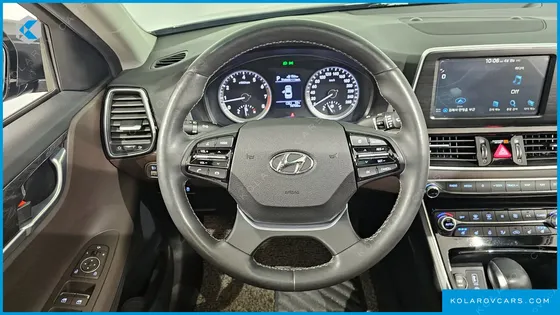 HYUNDAI GRANDEUR 2.4 PREMIUM