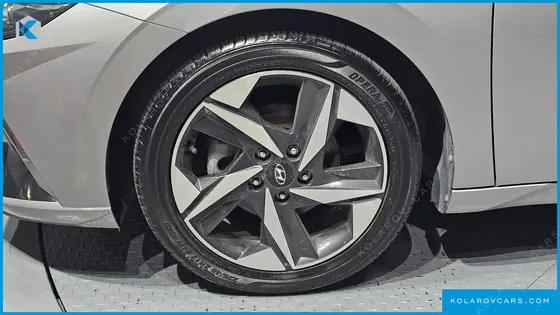 HYUNDAI ELANTRA (AVANTE) INSPIRATION