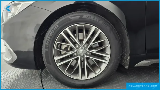 HYUNDAI GRANDEUR 2.2 DIESEL PREMIUM