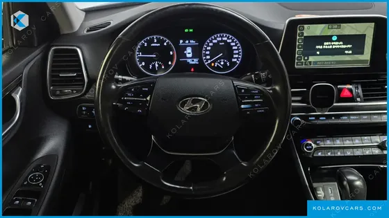 HYUNDAI GRANDEUR 2.2 DIESEL PREMIUM