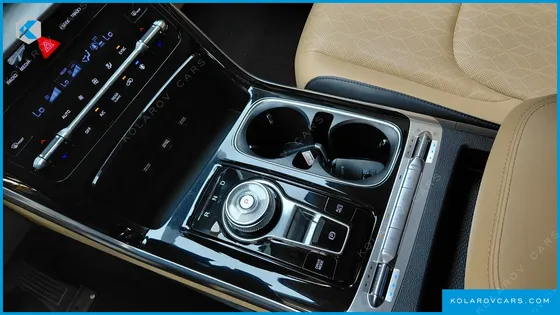 KIA CARNIVAL DIESEL 9-SEATER NOBLESSE