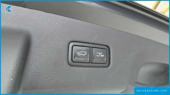 KIA CARNIVAL DIESEL 9-SEATER NOBLESSE