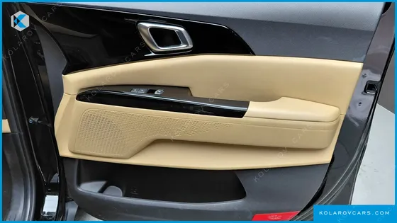 KIA CARNIVAL DIESEL 9-SEATER NOBLESSE