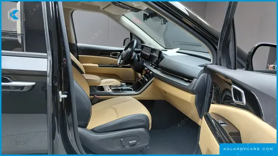 KIA CARNIVAL DIESEL 9-SEATER NOBLESSE