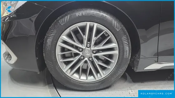 HYUNDAI GRANDEUR 2.4 PREMIUM