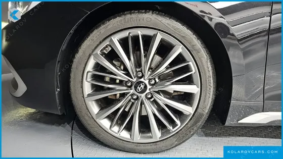 HYUNDAI GRANDEUR 2.4 PREMIUM