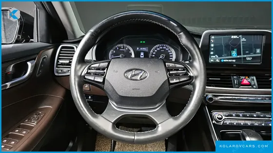 HYUNDAI GRANDEUR 2.4 PREMIUM