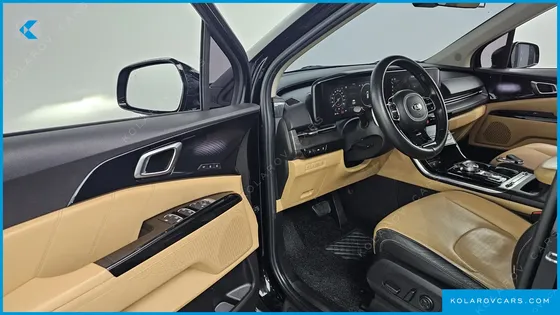 KIA CARNIVAL DIESEL 9-SEATER SIGNATURE