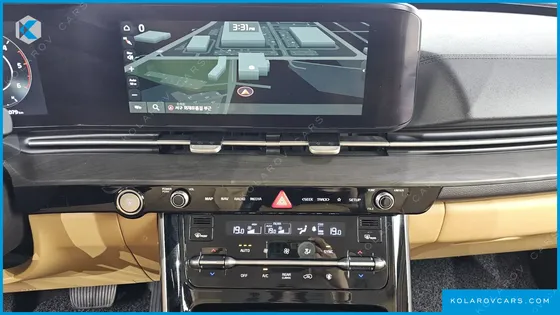 KIA CARNIVAL DIESEL 9-SEATER SIGNATURE
