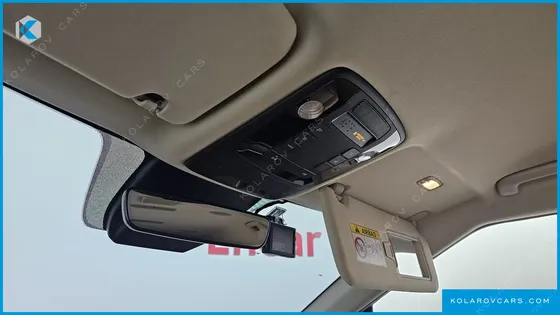 KIA CARNIVAL DIESEL 9-SEATER SIGNATURE
