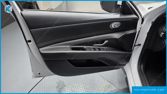 HYUNDAI ELANTRA (AVANTE) SMART
