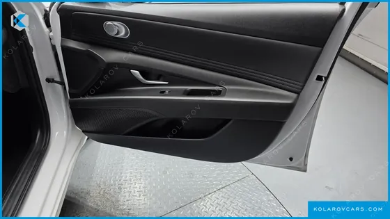 HYUNDAI ELANTRA (AVANTE) SMART