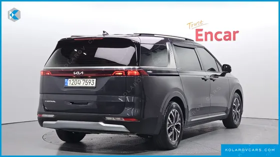 KIA CARNIVAL DIESEL 9-SEATER NOBLESSE