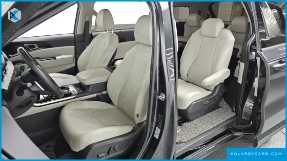 KIA CARNIVAL DIESEL 9-SEATER NOBLESSE