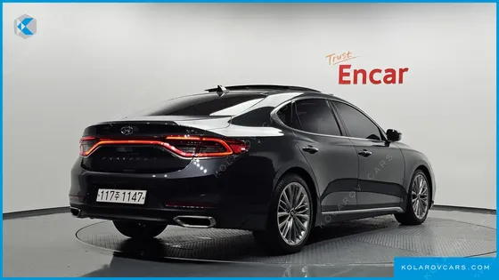 HYUNDAI GRANDEUR 2.2 DIESEL PREMIUM