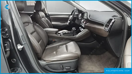 HYUNDAI GRANDEUR 2.2 DIESEL PREMIUM