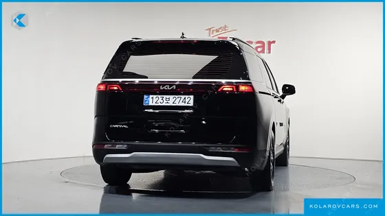 KIA CARNIVAL DIESEL 9-SEATER PRESTIGE